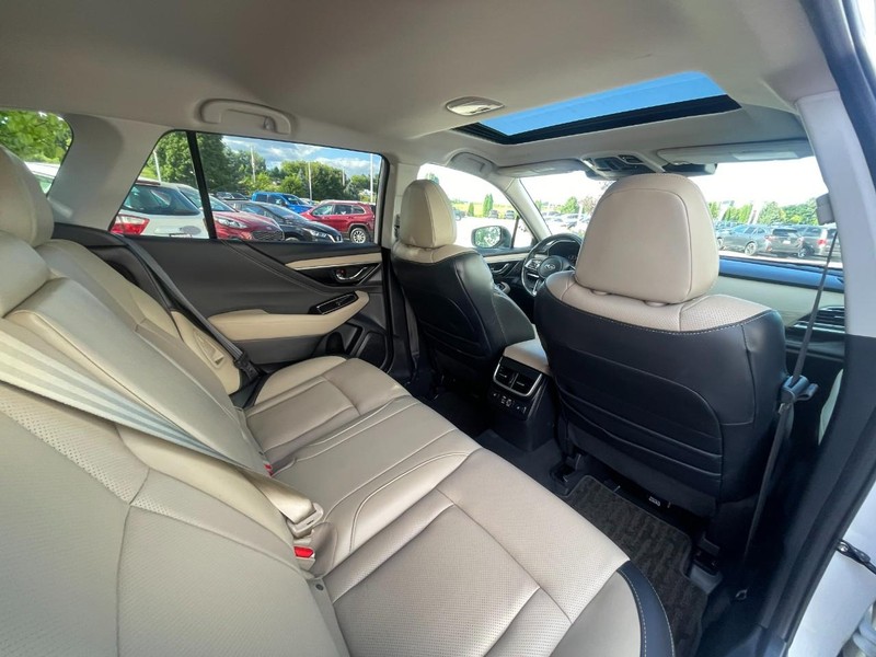 Subaru Outback Vehicle Image 15