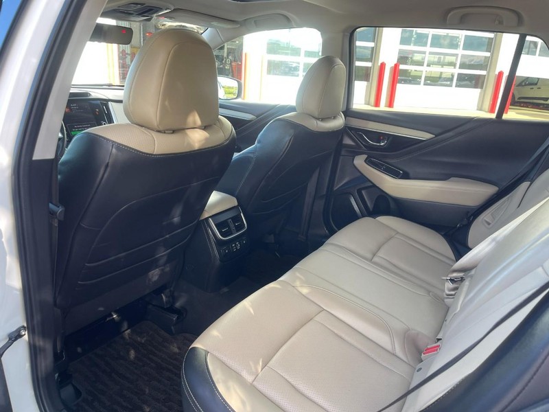 Subaru Outback Vehicle Image 19