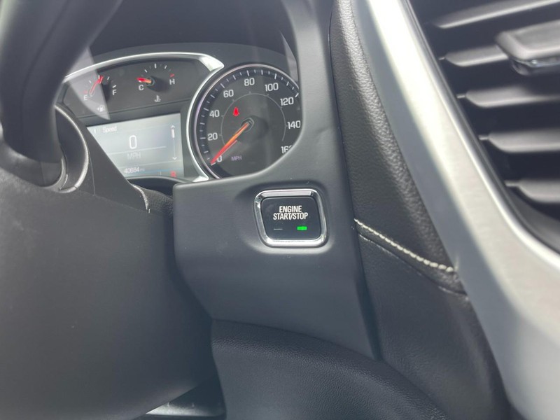 GMC Acadia Vehicle Image 31