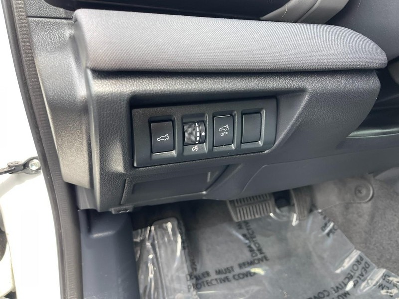 Subaru Outback Vehicle Image 23