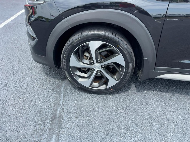 Hyundai Tucson Vehicle Image 06