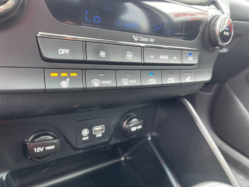 Hyundai Tucson Vehicle Image 33