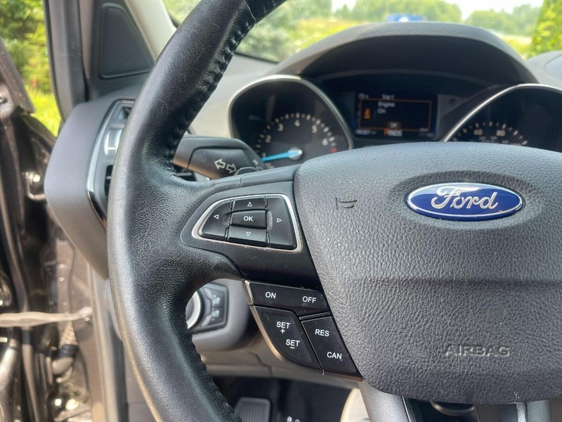 Ford Escape Vehicle Image 23