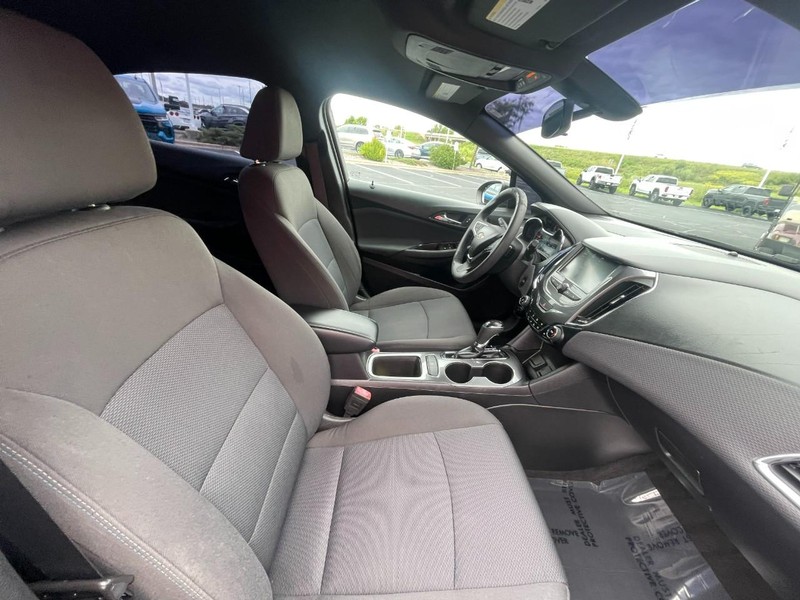 Chevrolet Cruze Vehicle Image 07