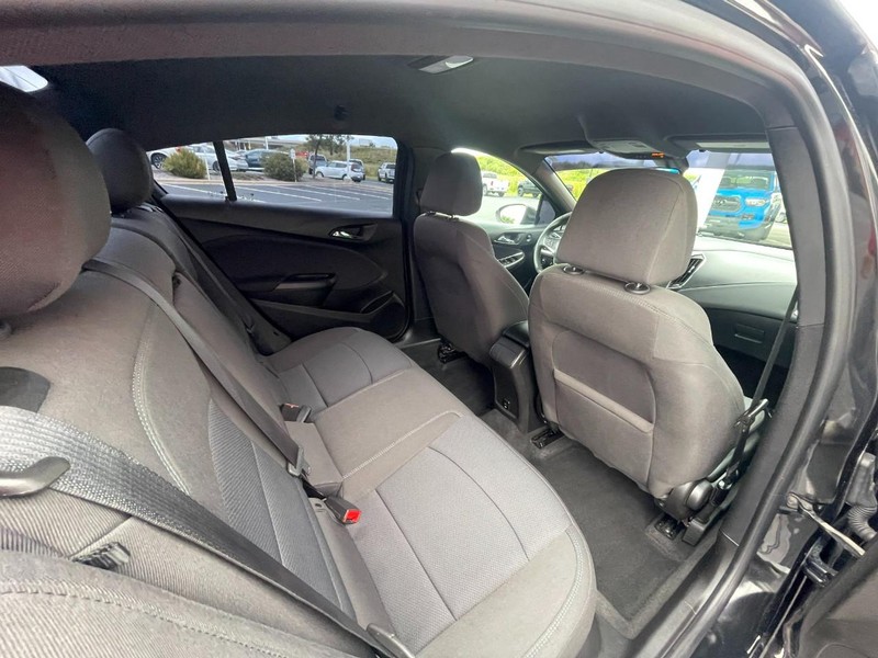 Chevrolet Cruze Vehicle Image 10