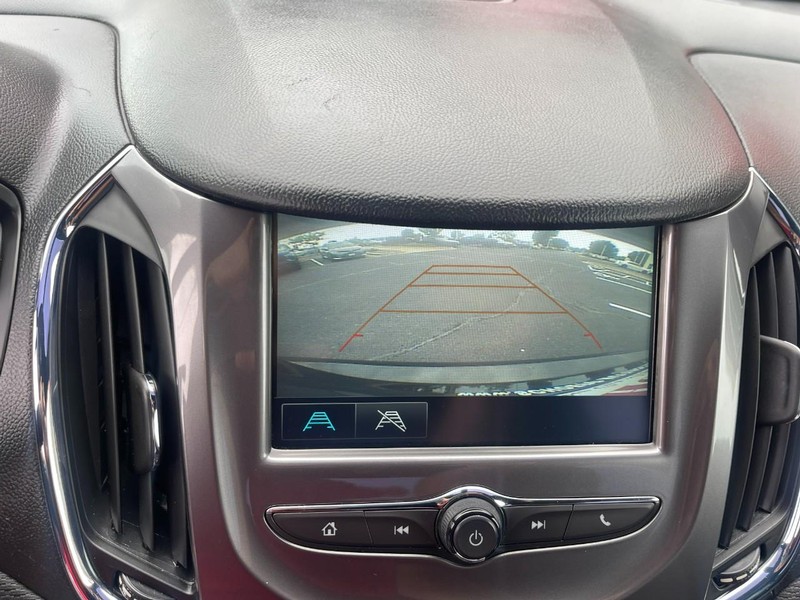 Chevrolet Cruze Vehicle Image 21
