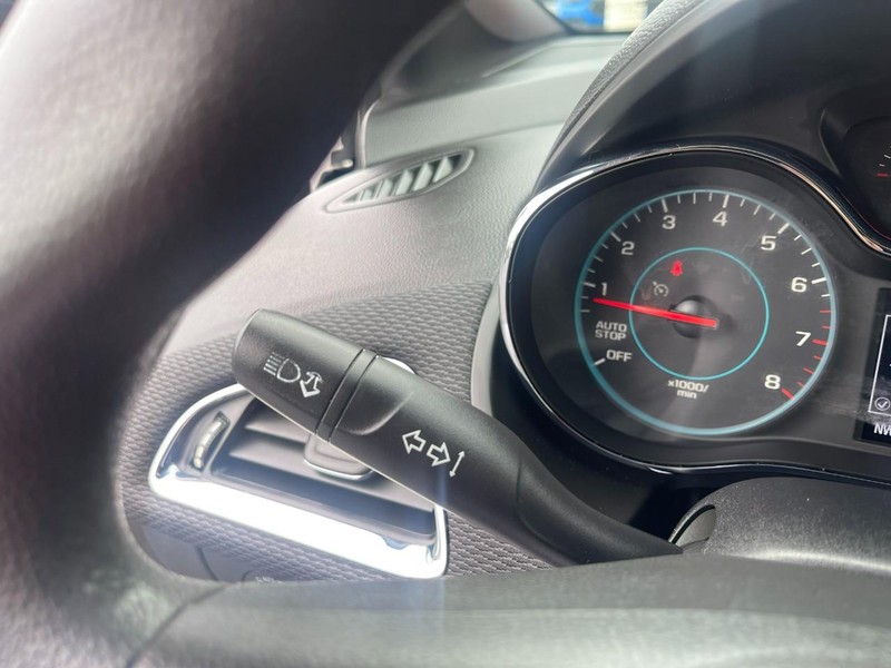Chevrolet Cruze Vehicle Image 26