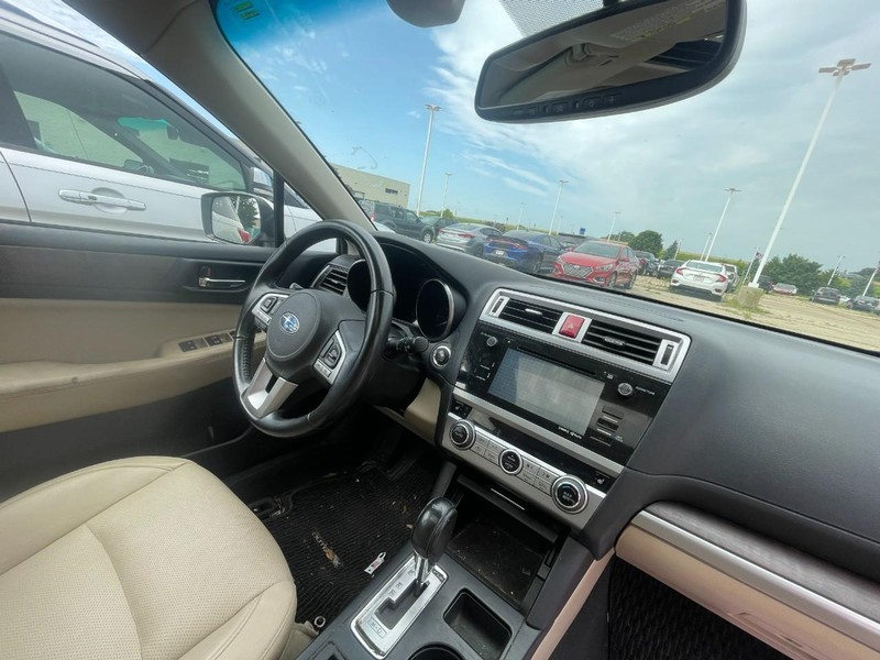 Subaru Outback Vehicle Image 06