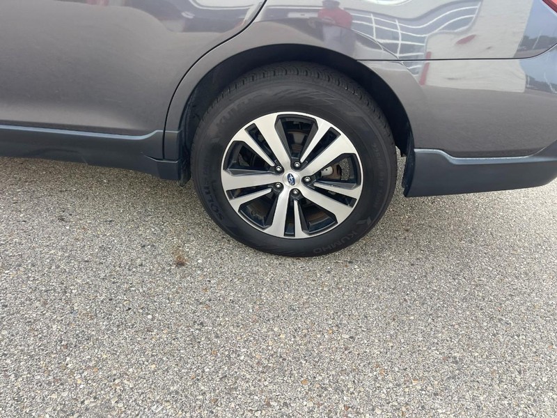 Subaru Outback Vehicle Image 05