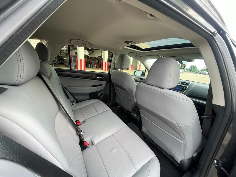 Subaru Outback Vehicle Image 16