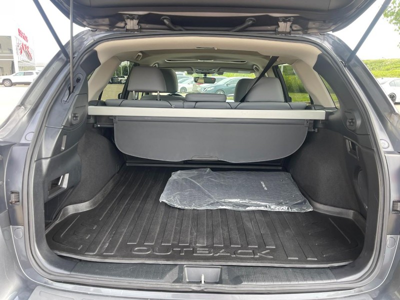 Subaru Outback Vehicle Image 19