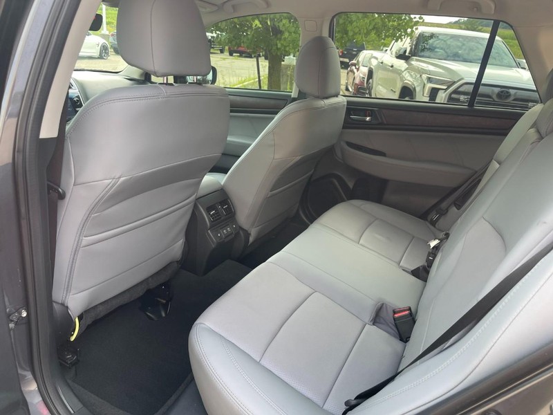 Subaru Outback Vehicle Image 21