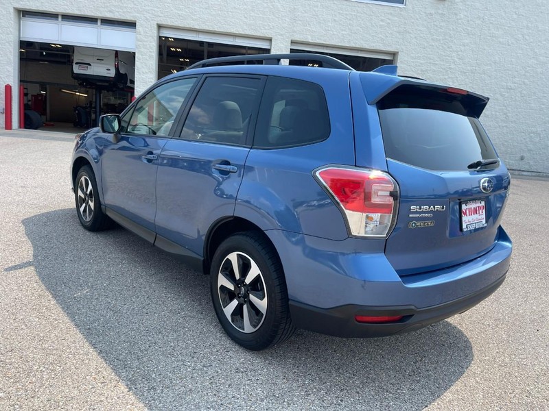 Subaru Forester Vehicle Image 05