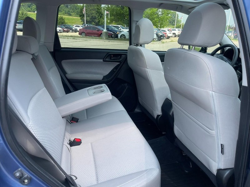 Subaru Forester Vehicle Image 14