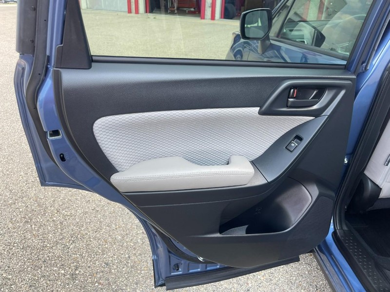 Subaru Forester Vehicle Image 20