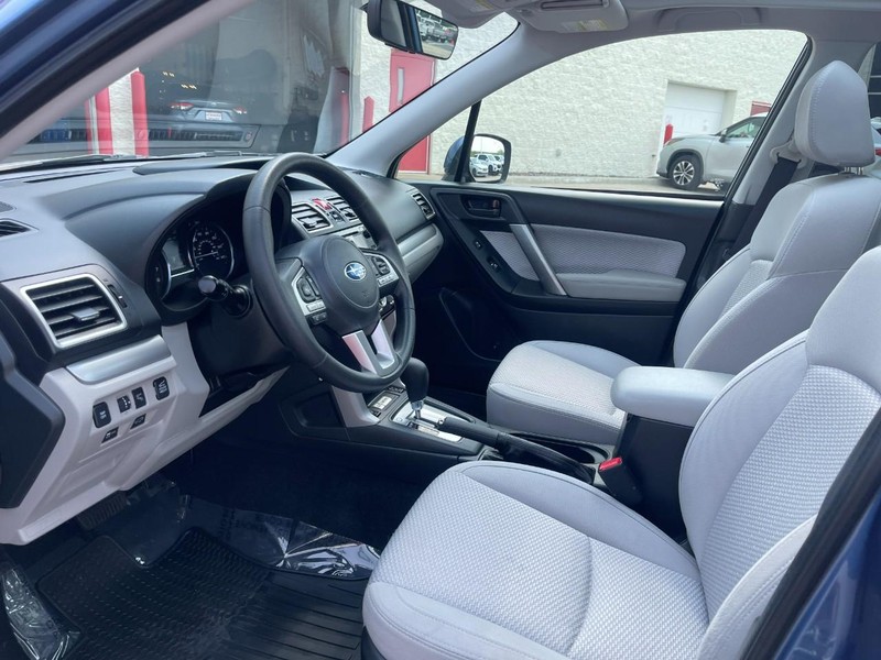 Subaru Forester Vehicle Image 21