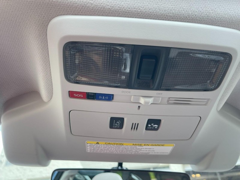 Subaru Forester Vehicle Image 34