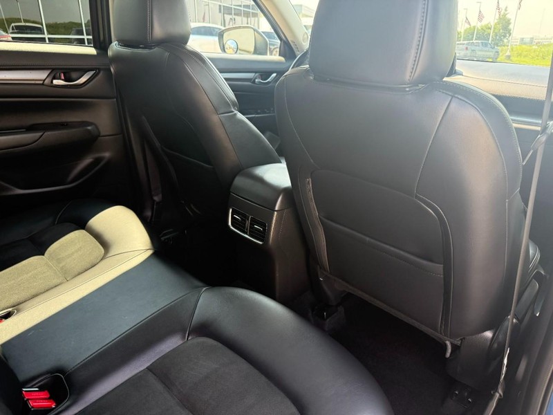 Mazda CX-5 Vehicle Image 25