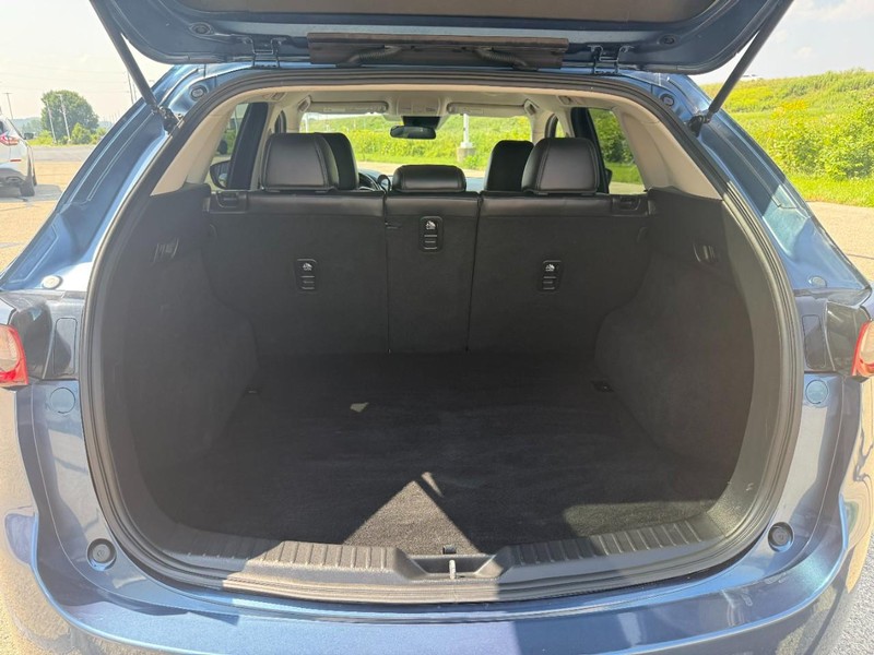 Mazda CX-5 Vehicle Image 30