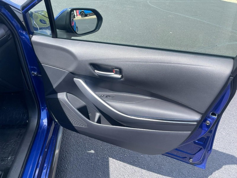 Toyota Corolla Vehicle Image 08