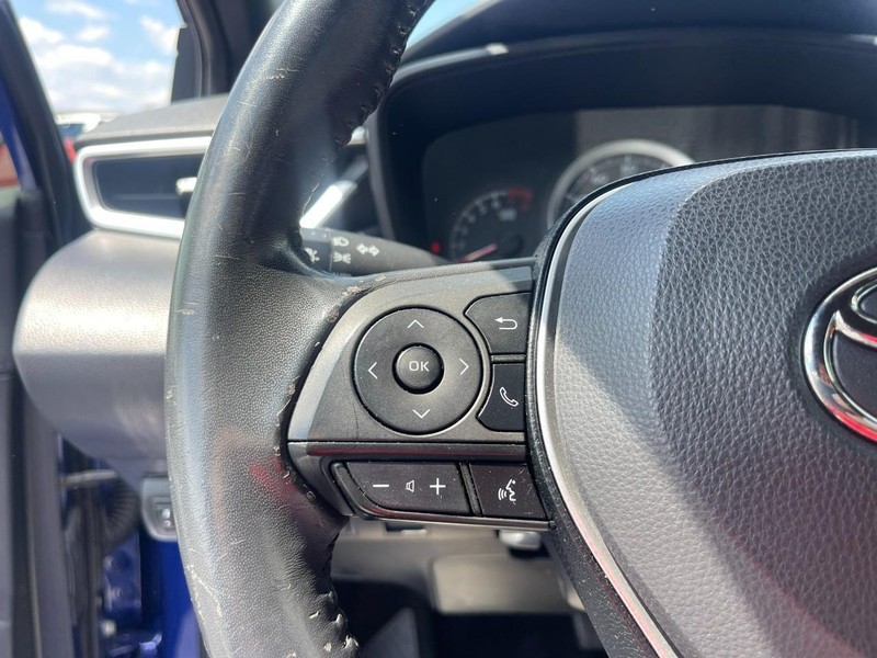 Toyota Corolla Vehicle Image 17