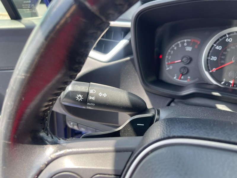 Toyota Corolla Vehicle Image 19