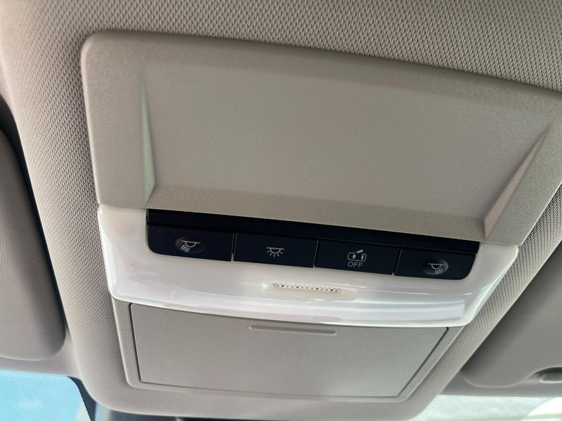 Nissan Rogue Vehicle Image 30