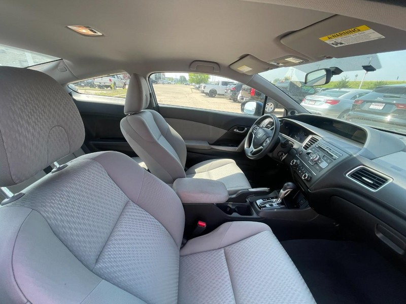 Honda Civic Coupe Vehicle Image 03