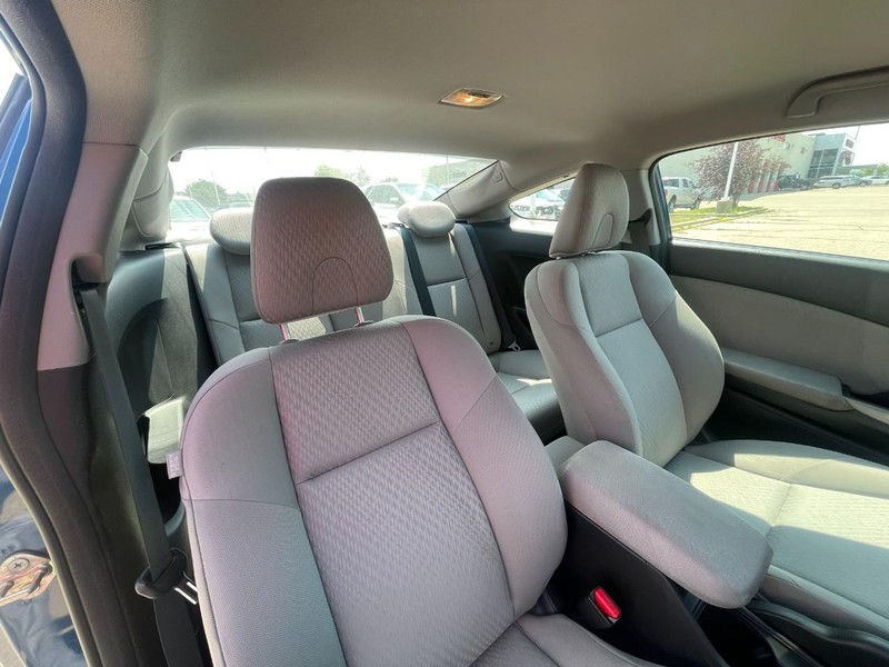 Honda Civic Coupe Vehicle Image 04