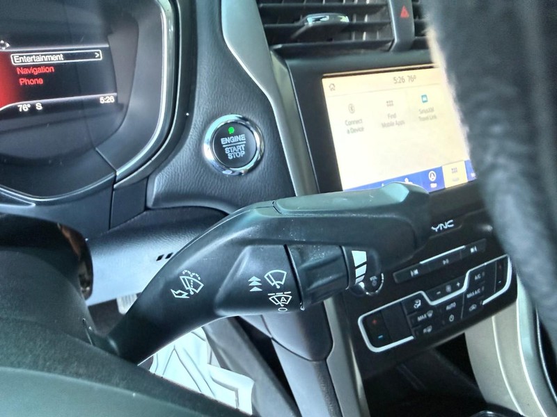 Ford Fusion Vehicle Image 22