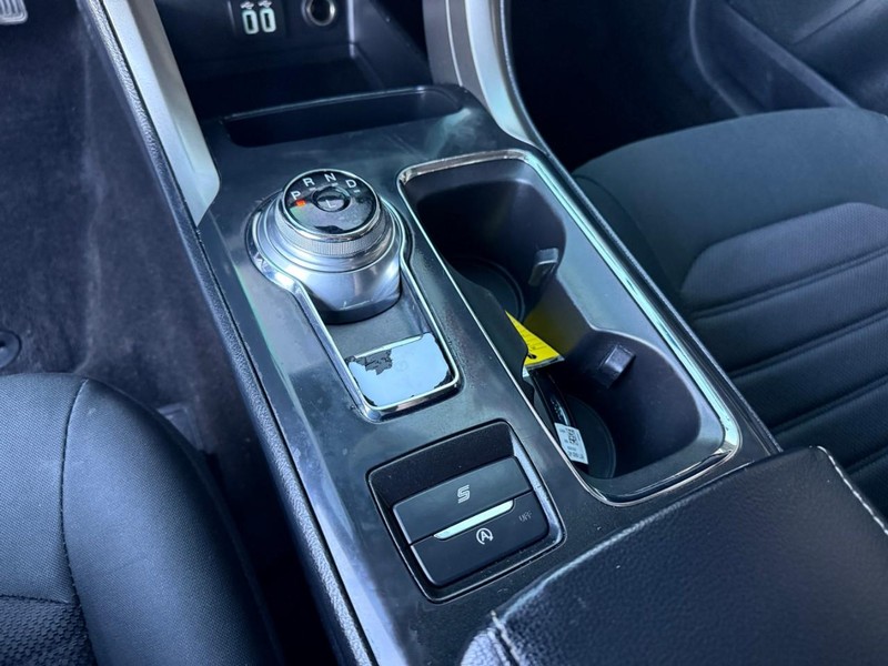 Ford Fusion Vehicle Image 27