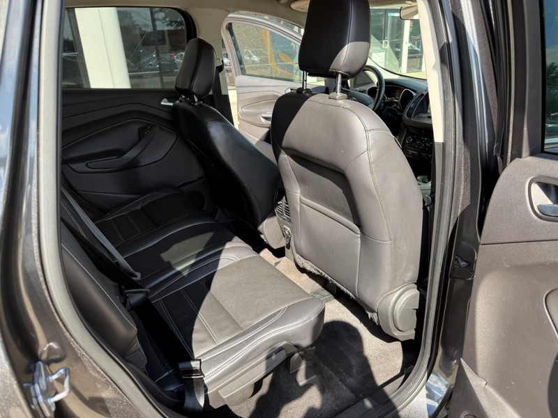 Ford Escape Vehicle Image 16
