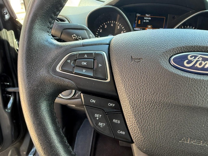 Ford Escape Vehicle Image 21