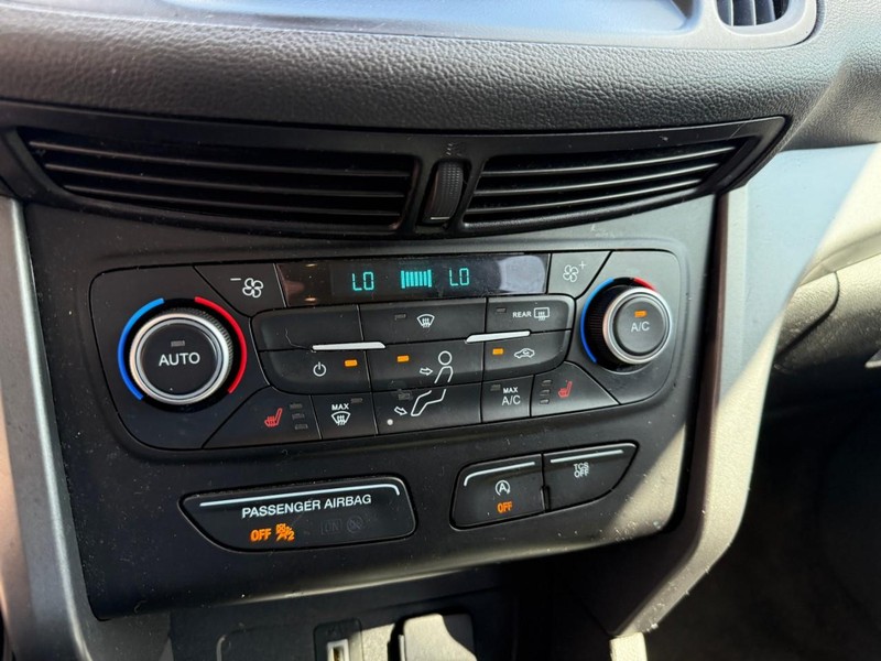 Ford Escape Vehicle Image 27