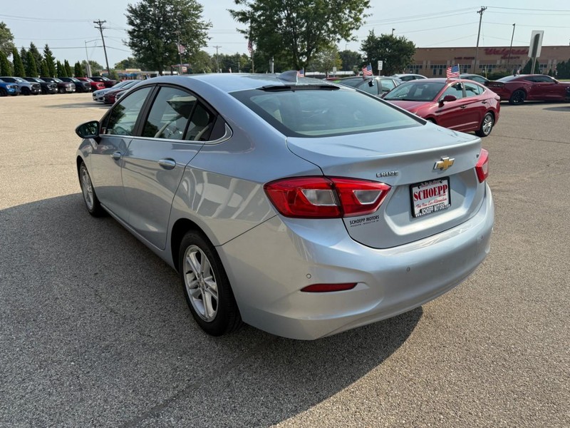 Chevrolet Cruze Vehicle Image 07