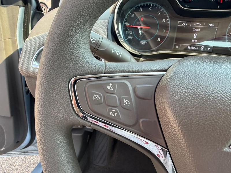 Chevrolet Cruze Vehicle Image 18