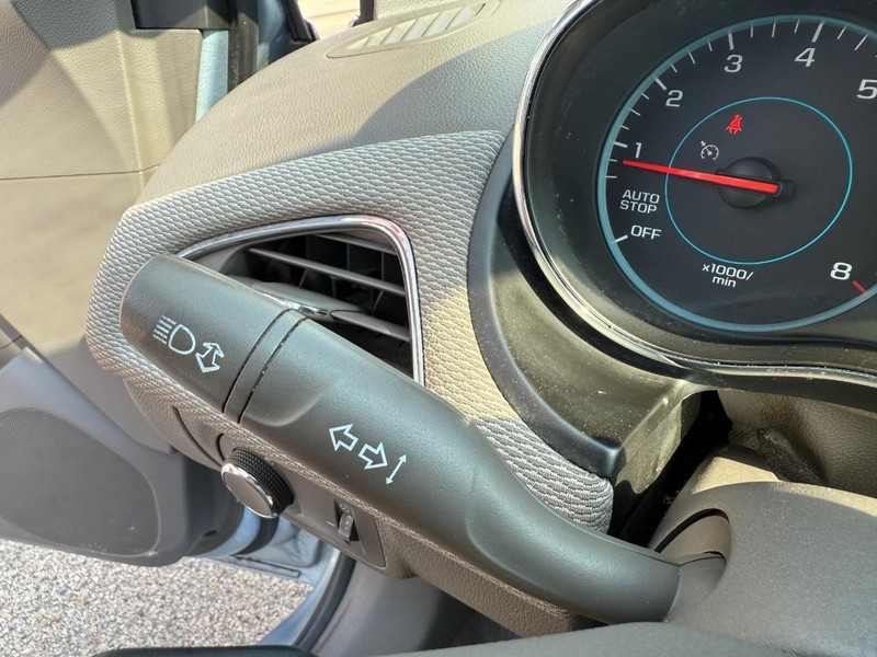 Chevrolet Cruze Vehicle Image 19