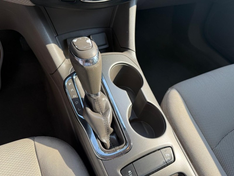 Chevrolet Cruze Vehicle Image 26