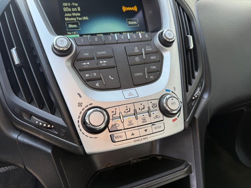 Chevrolet Equinox Vehicle Image 25