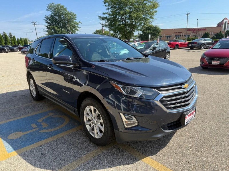 Chevrolet Equinox Vehicle Image 03