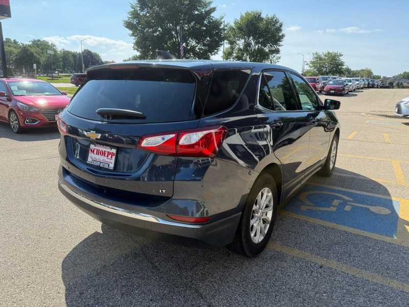 Chevrolet Equinox Vehicle Image 05