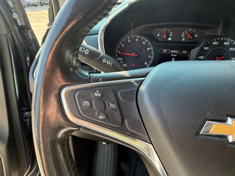 Chevrolet Equinox Vehicle Image 22