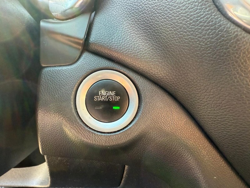 Chevrolet Equinox Vehicle Image 26