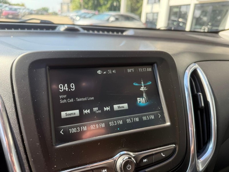 Chevrolet Equinox Vehicle Image 27