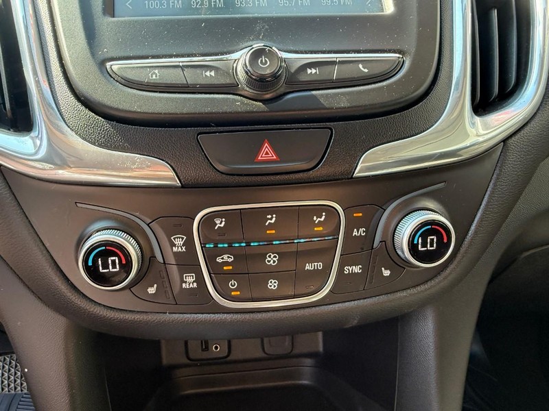 Chevrolet Equinox Vehicle Image 29