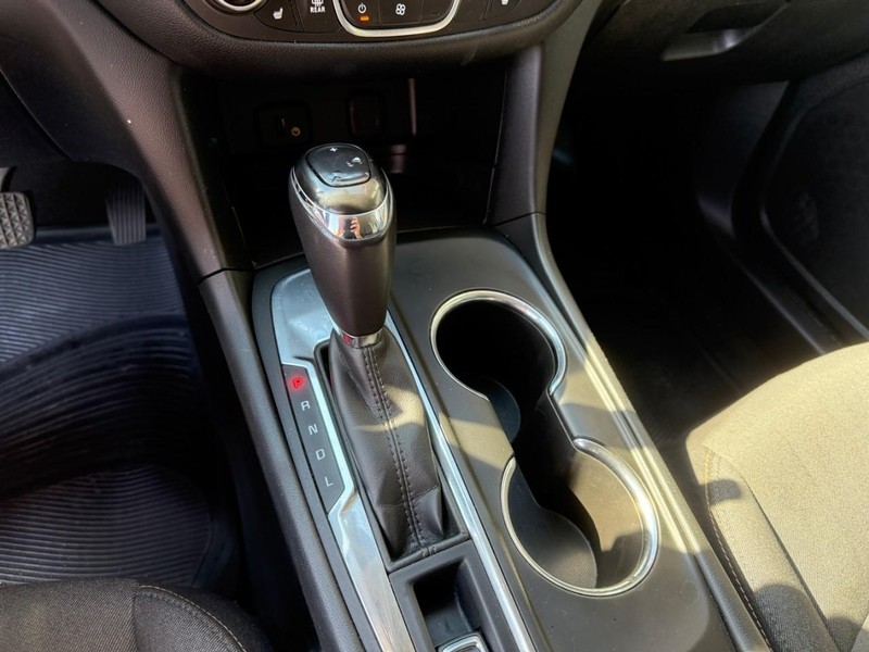 Chevrolet Equinox Vehicle Image 31