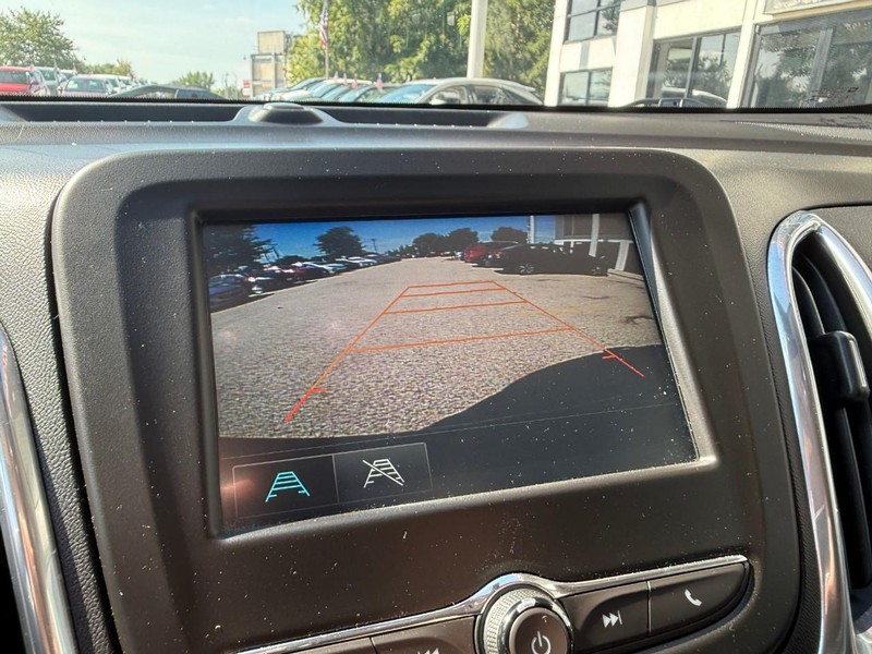 Chevrolet Equinox Vehicle Image 32