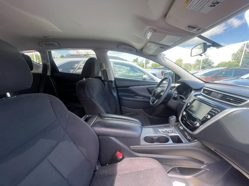 Nissan Murano Vehicle Image 03