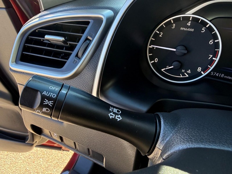 Nissan Murano Vehicle Image 22