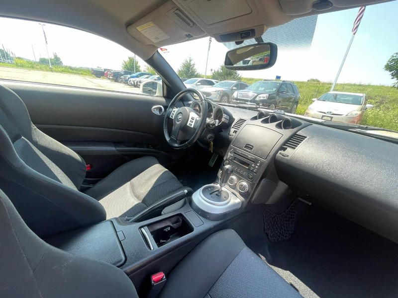 Nissan 350Z Vehicle Image 05